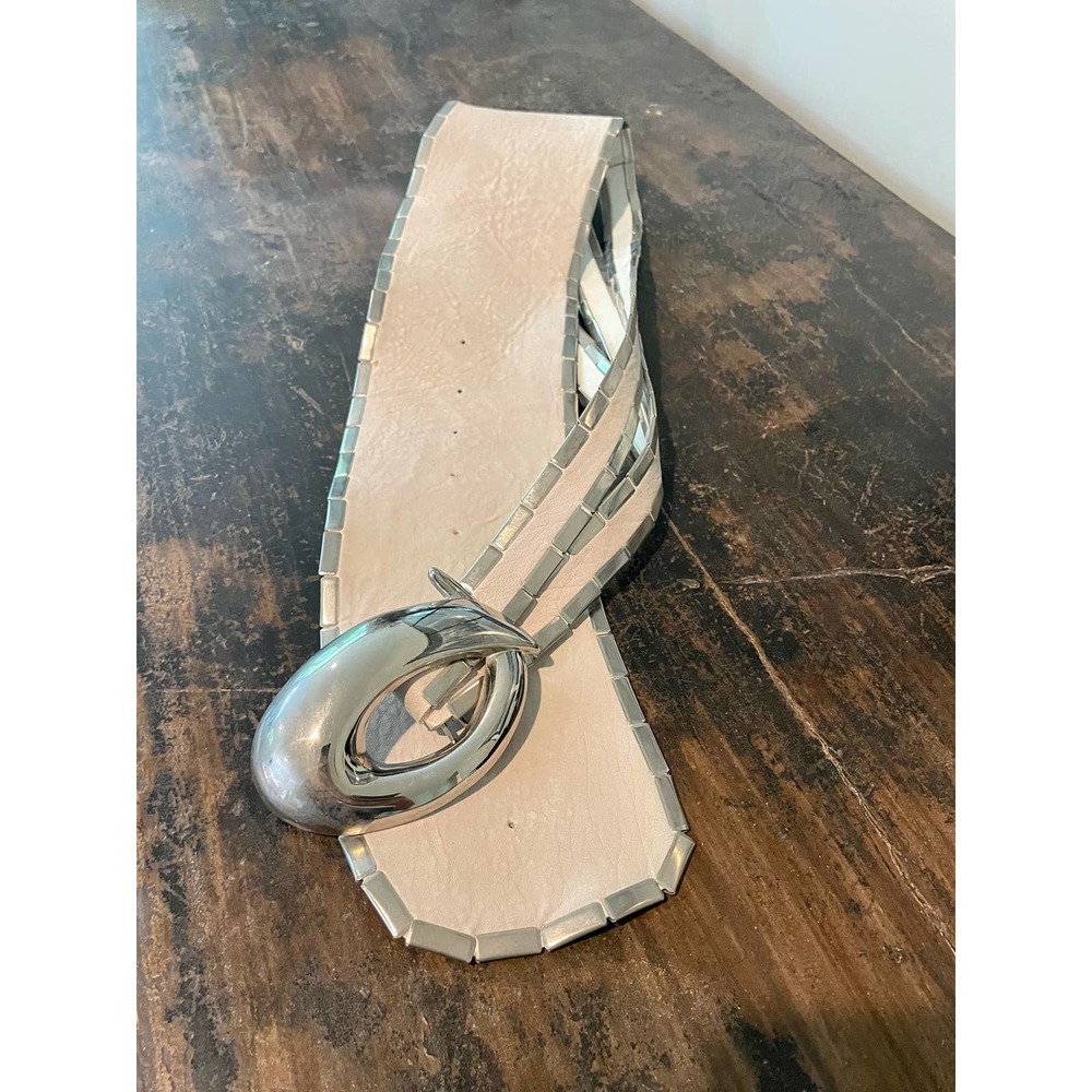1980s Style Designer White and Silver Leather Belt